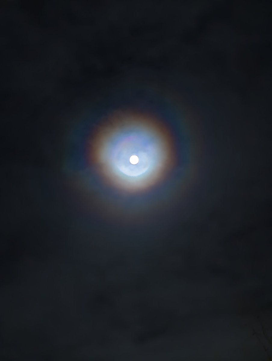 Sherringford56's tweet image. Beautiful #moon