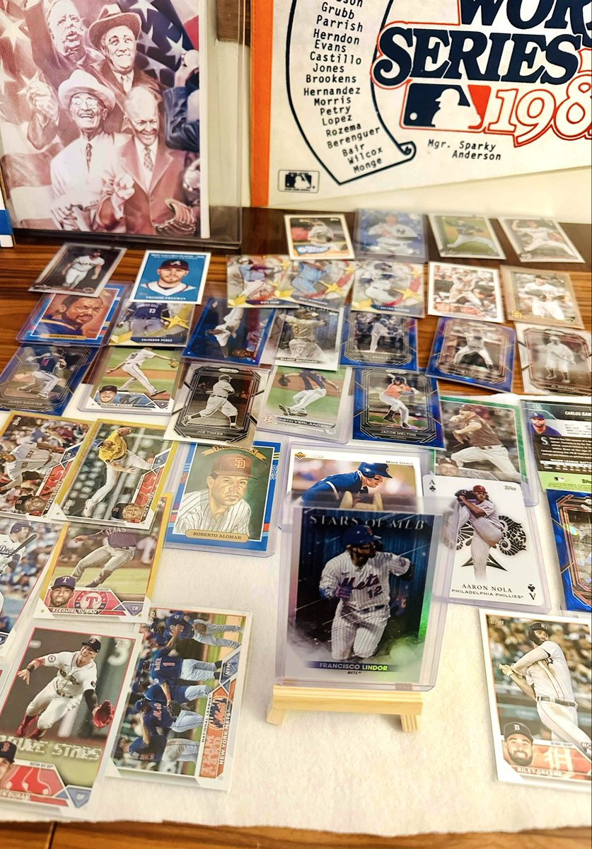 Collect_Direct_'s tweet image. Stop by tonight on @Whatnot 

whatnot.com/live/9147750a-…