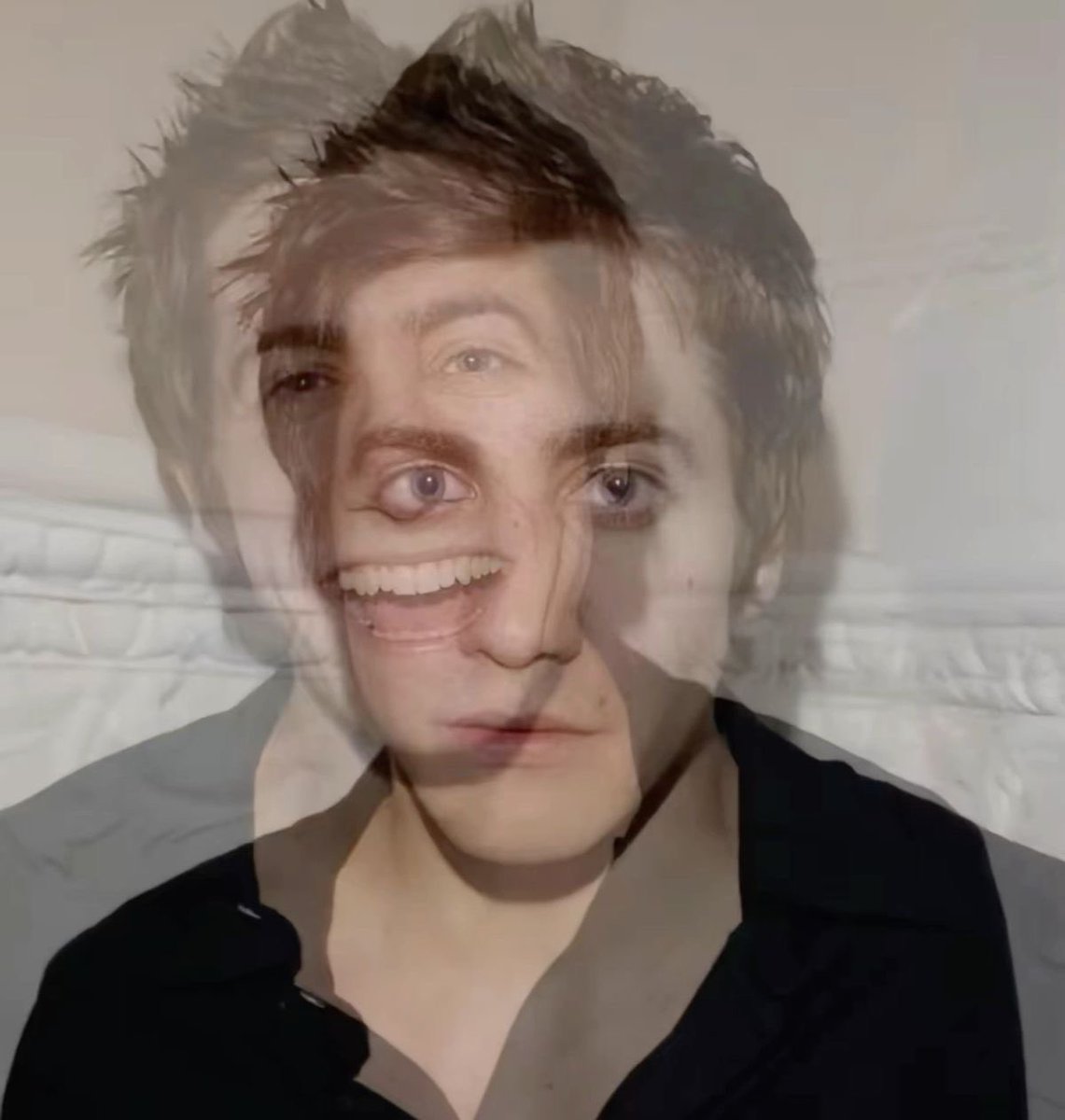 were2close's tweet image. queria nao ter respondido a nenhuma mensagem