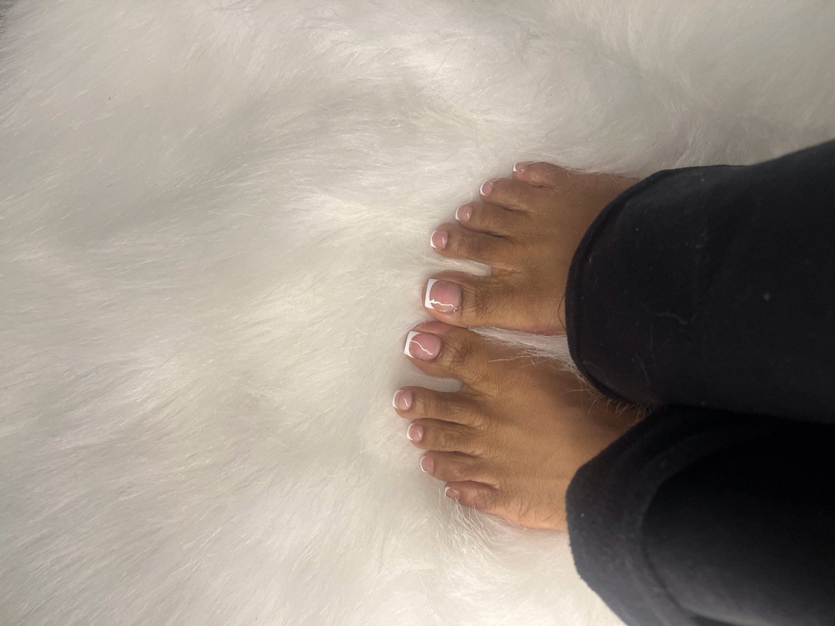 Juicyfeetke tweet media