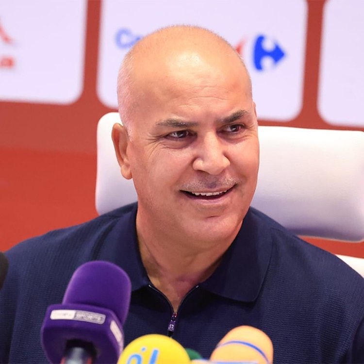 ActuFoot_'s tweet image. 🚨 OFFICIEL ! 𝗟𝗔 𝗧𝗨𝗡𝗜𝗦𝗜𝗘 🇹🇳 𝗔 𝗟𝗜𝗠𝗢𝗚𝗘́ 𝗦𝗔𝗠𝗜 𝗧𝗥𝗔𝗕𝗘𝗟𝗦𝗜 𝗘𝗧 𝗧𝗢𝗨𝗧 𝗦𝗢𝗡 𝗦𝗧𝗔𝗙𝗙 ! 👋 #CAN2025