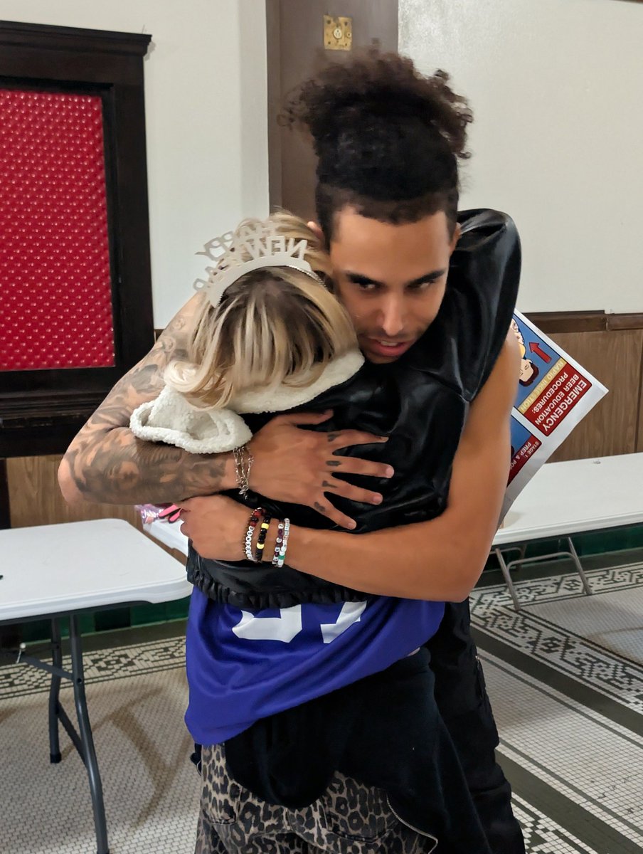 ❤️‍🔥 HUG LYFE ❤️‍🔥