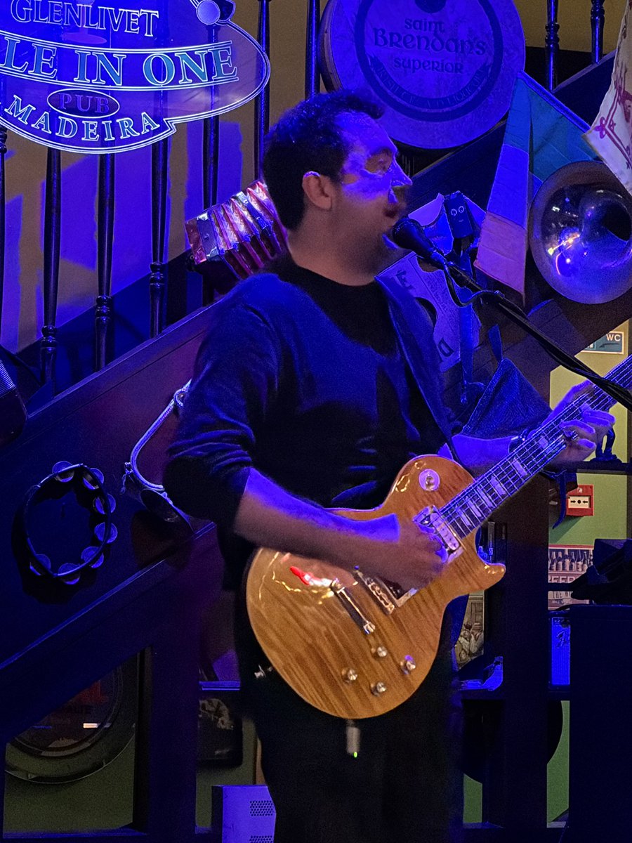 kevg69's tweet photo. Didn’t know Alex from @LegitStreetCars was moonlighting as a guitarist in #madeira 🤔😏 https://t.co/9RCO1GuqJs