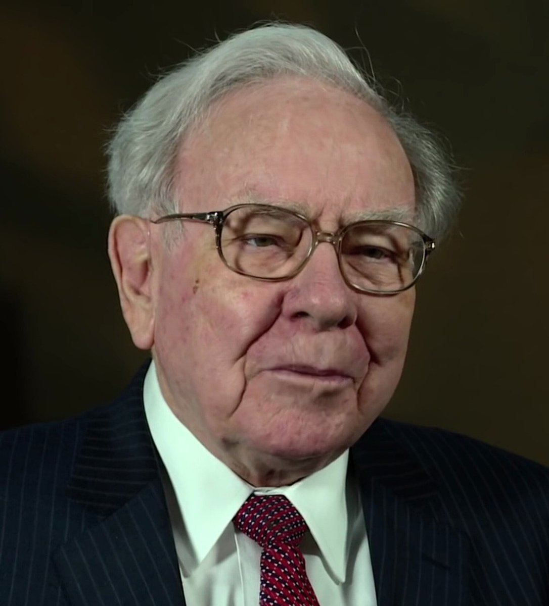 💰 Top 10 Richest People in Finance & Investments: 1. 🇺🇸 Warren Buffett:  $147B 2. 🇺🇸 Michael Bloomberg: $109B 3. 🇨🇦 Changpeng Zhao: $79B 4. 🇺🇸 Thomas  Peterffy: $78B 5. 🇺🇸 Jeff