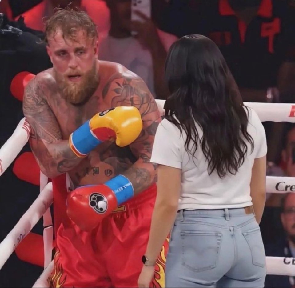 2025년에 알트코인 하이퍼 사이클 불장 올거라고 호들갑 떨던 멘탈이 전부인 남편 짤