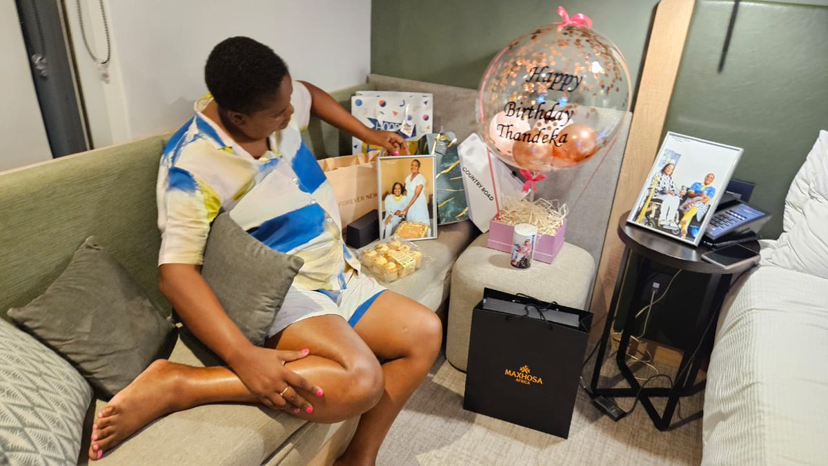 My first birthday without my twin sister Noluthando Vazi by my side💔💔💔 Such a very emotional week.Happy heavenly birthday Thandos 🎂🎈🎊❤️❤️