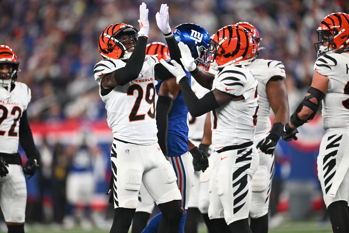 Playoff Bengals tweet media