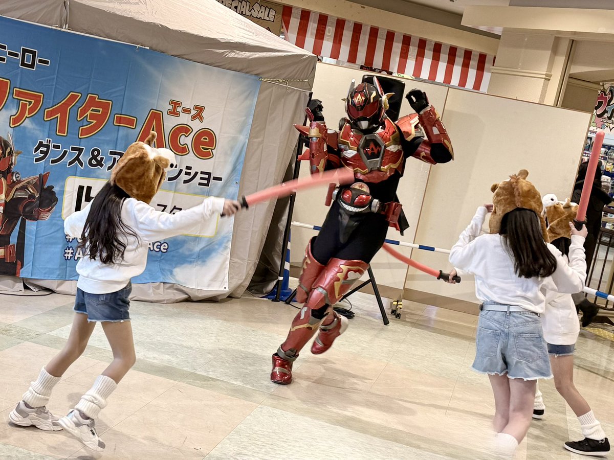viola_mam's tweet photo. エースマイルの攻撃🗡️🗡️🗡️

#ビートファイターAce https://t.co/4FlWbkUlvH