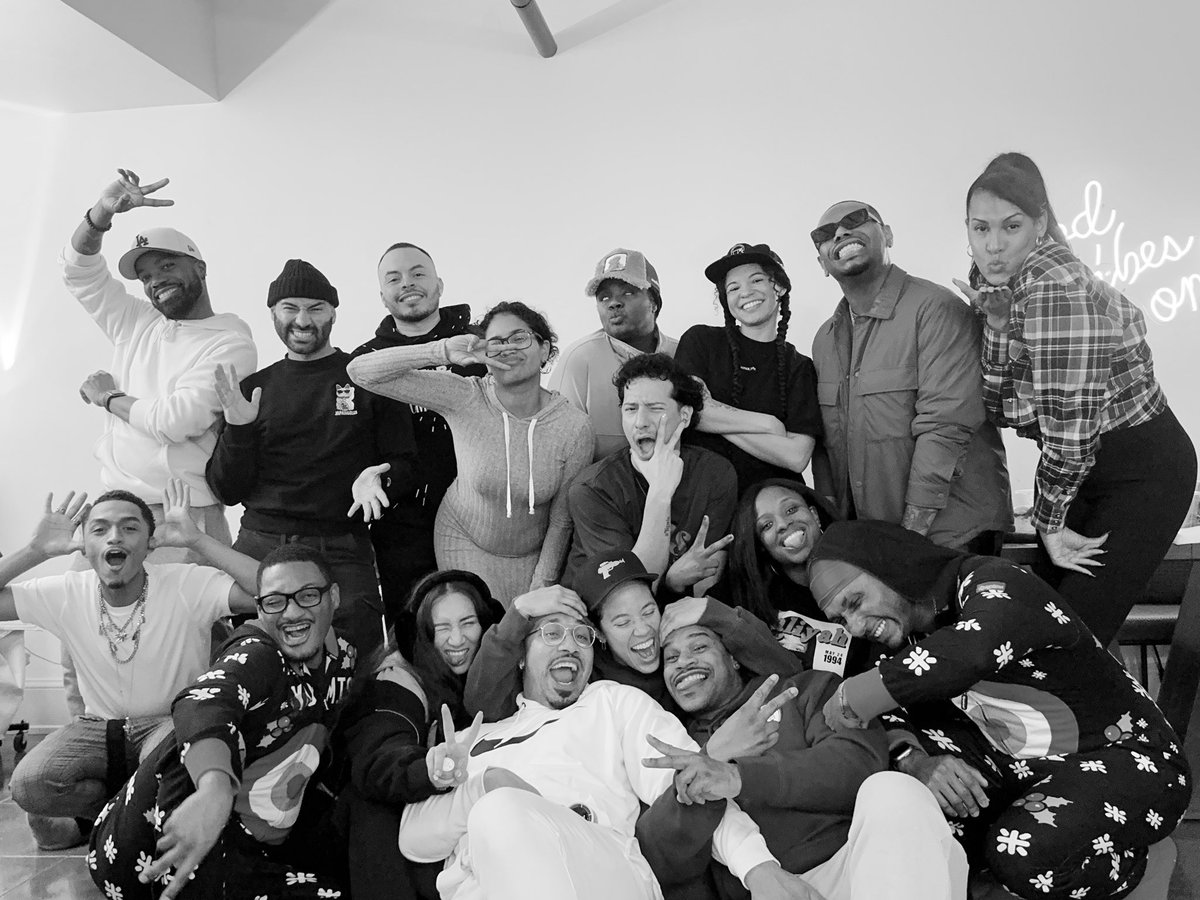 j.Pin Notes tweet media