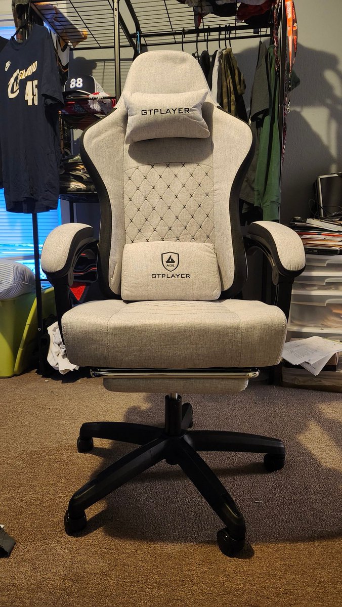 gravynekk's tweet photo. Today after 21 years of service I salute and retire an old friend..... O7

#PressF https://t.co/fsdZHtprTy