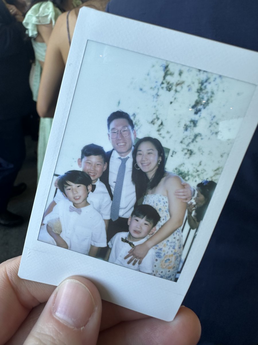 superjustin tweet media