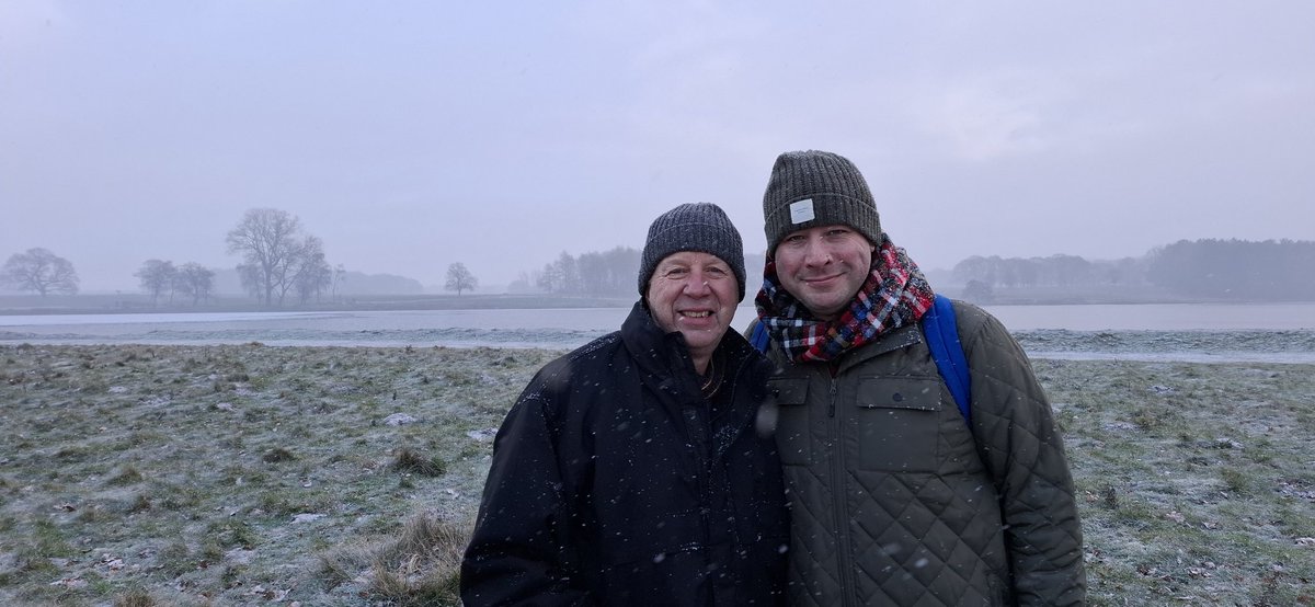 Just loving the snow tonight at home here in Cheshire... ❄️❄️🌨️🌨️🌨️