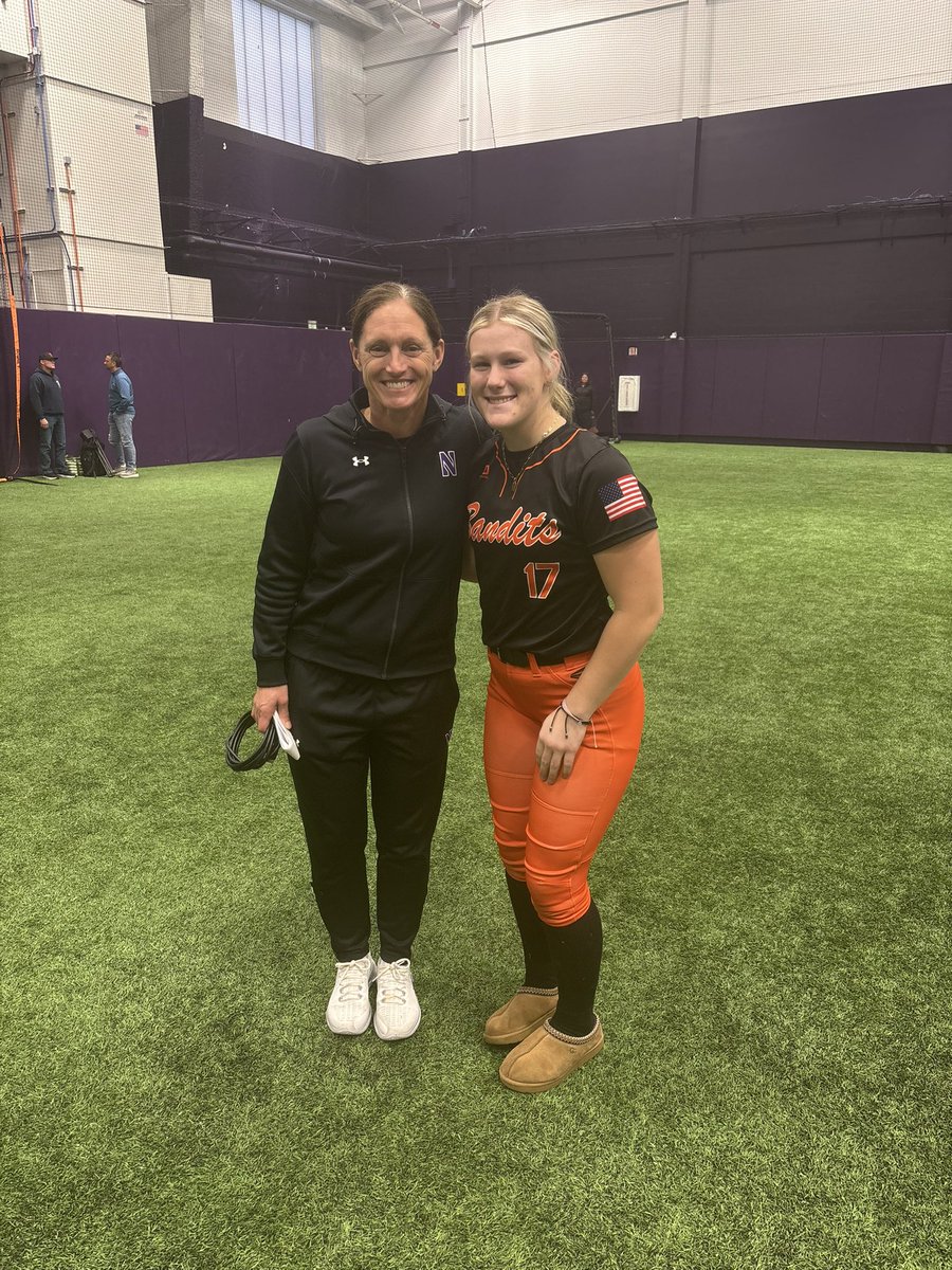 KayleeHeberer's tweet photo. Such a great day spent at my future home! Go Cats!💜 @katedrohan @CarylDrohan https://t.co/6BAFKQjB9O