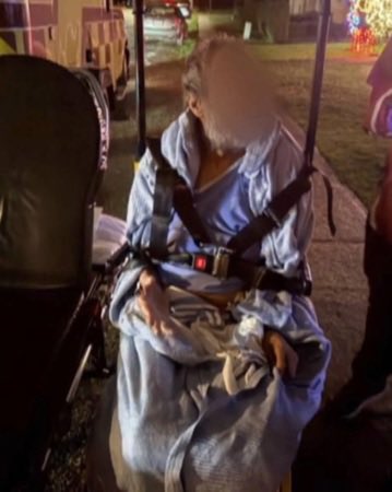 A Canadian family was shocked after the wrong patient was delivered to their home from the hospital.

They were expecting their elderly father, but received another random elderly man.