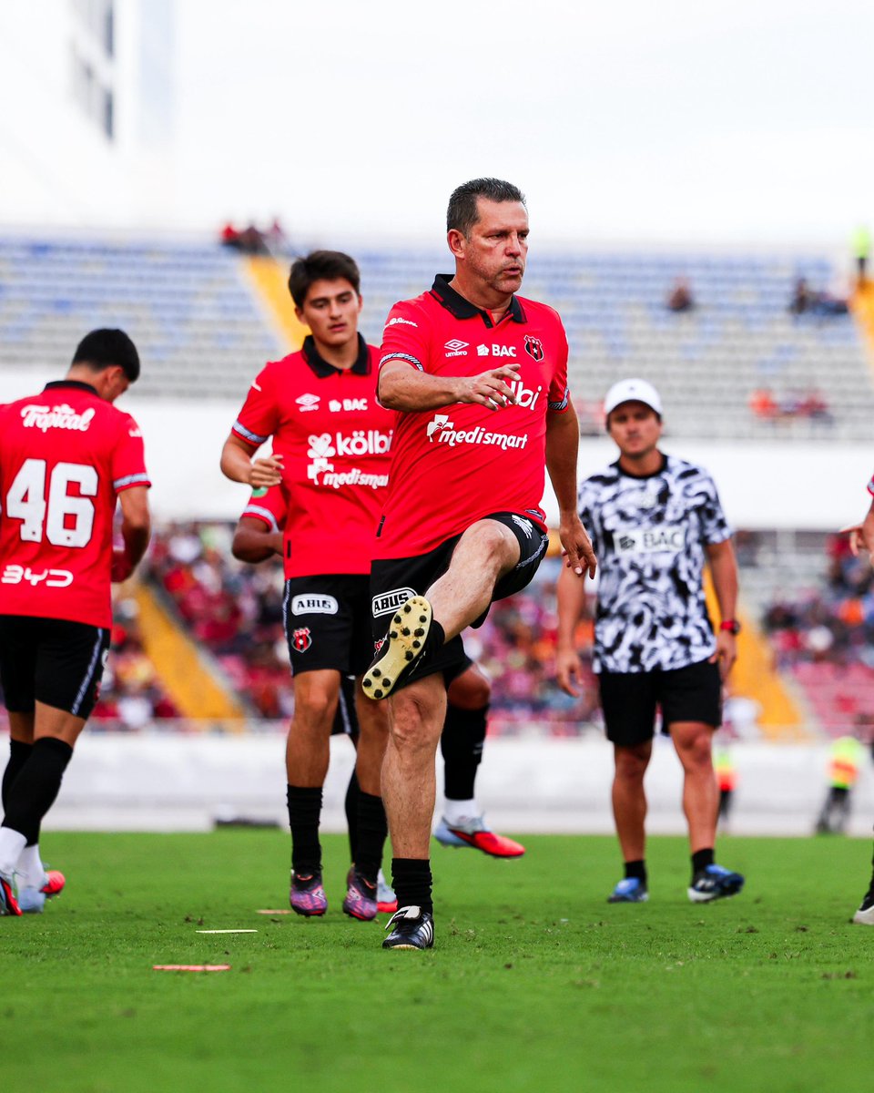 ldacr's tweet image. ALINEACIÓN LDA VS. CARTAGINÉS POR EL PRIMER PARTIDO DE LOS 90 MINUTOS POR LA VIDA.

40. Daniel Velázquez Rojas
41. Dylan Masis Rodríguez
28. Víctor Maroto Ortega
44. Javier Alvarado Jiménez
37. Emanuel Salazar Zumbado
2️⃣. Javier Delgado Prado
45. Sebastián Hernández Barrantes
39.…