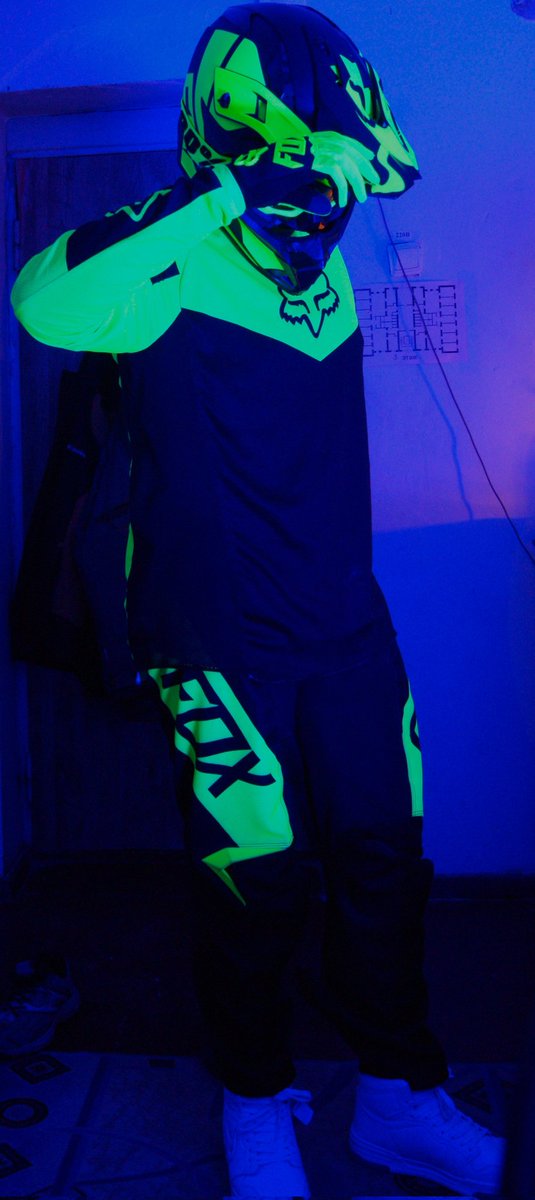 brtinax's tweet photo. I do not know how to start this post, so let it be so... I haven't been feeling very well emotionally lately😔, and I'd really appreciate it if you could support me in some way🥺.

#mx #motocross #gay #mxgear #gayfetish #biker #gear #fetish #mxfetish https://t.co/8FUYLJZVwo