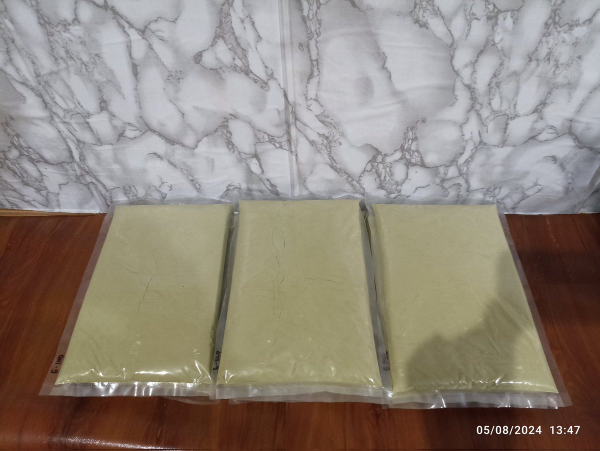 KratomMurni's tweet photo. Prepare orders from customers... 
Thank you for buying our product.. ☺

#healingleaves #yourherbalsolutions
#krat0m #kr4tom #krat8m #krtm https://t.co/ghUkvcfWSi