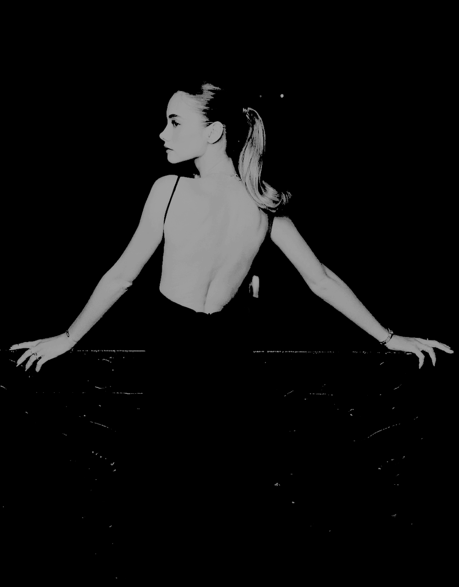 ‍ ‍ ‍ ‍‍ ‍ ‍ ‍ 𝓐𝐧𝐧𝐞𝐥𝐢𝐬𝐞 𝓙. tweet media