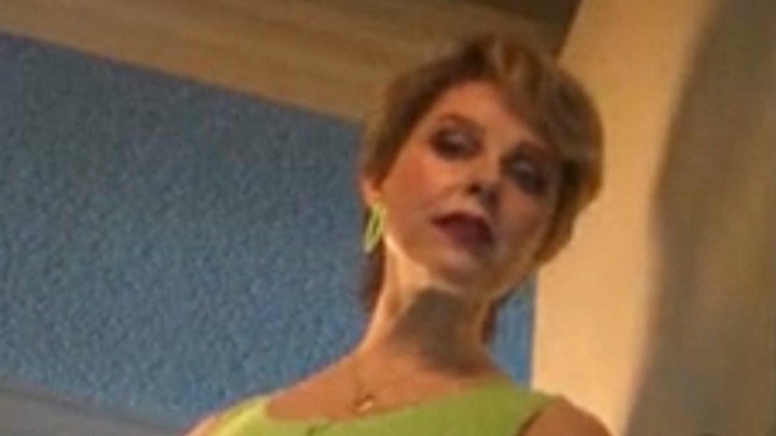 stachaser's tweet image. toda a família wheeler tá usando O MESMO CABELO! IGUAL O DO HENRY! estou falando gente eles estão em uma utopia falsa ISSO É TUDO CONTROLADO PELO VECNA #conformitygate