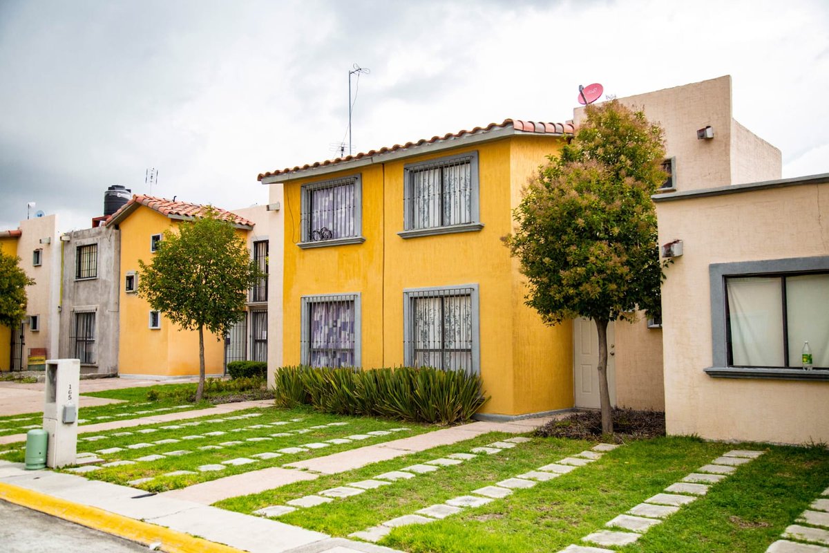 AlertaQro's tweet image. 🏡🗝️ #Infonavit ofrece créditos 💰 accesibles para jóvenes

🧑‍💻Personas entre 20 y 35 años ya pueden acceder a un crédito para tener su propia casa.

Aquí te contamos⤵️
wp.me/p8iMZT-117i