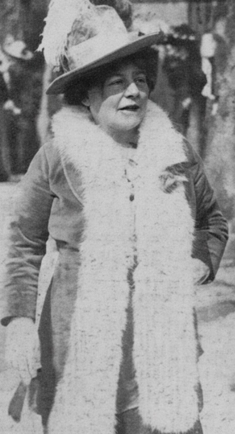 MarieCorelli's tweet image. 