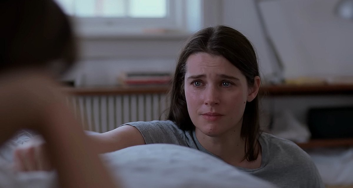 screenscaps's tweet image. inga ibsdotter lilleaas in sentimental value (2025)