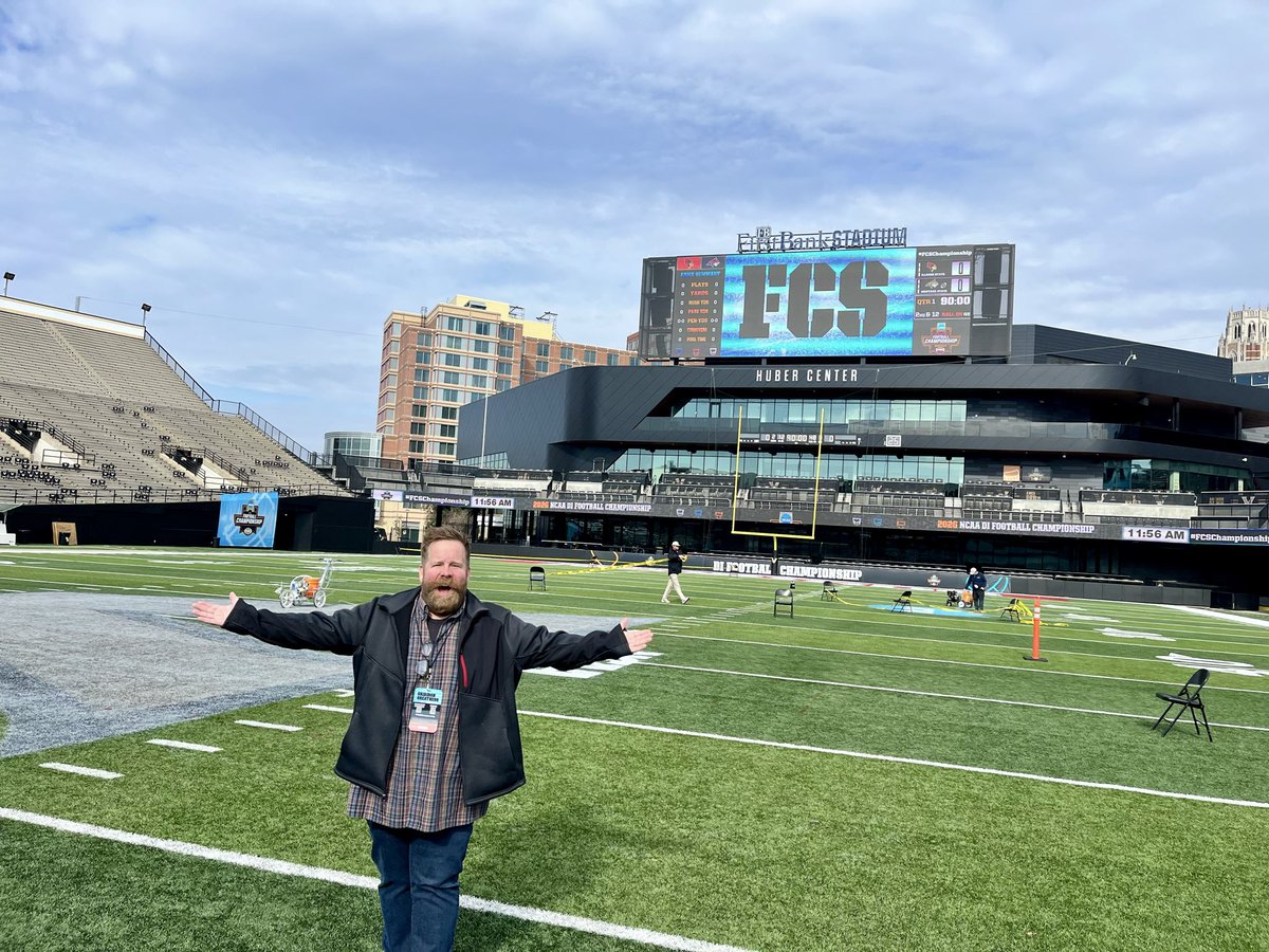 ScottMillerShow's tweet image. In #Nashville for the @NCAA #FCS championship game, covering @RedbirdFB for @WJBC #GoBirds