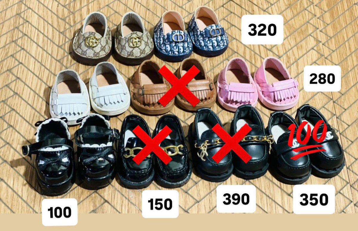 🩵โล๊ะรองเท้าดัชชี่ค่าา
✔️พร้อมส่งค่าาา มีอย่างละ 1 คู่
🔸สำหรับ 20 Cm 
💳ราคาในภาพ
📮ฟรี Ems
💌 Fใต้โพสต์หรือ Dm ได้เลยค่า #ชุดตุ๊กตา20cm