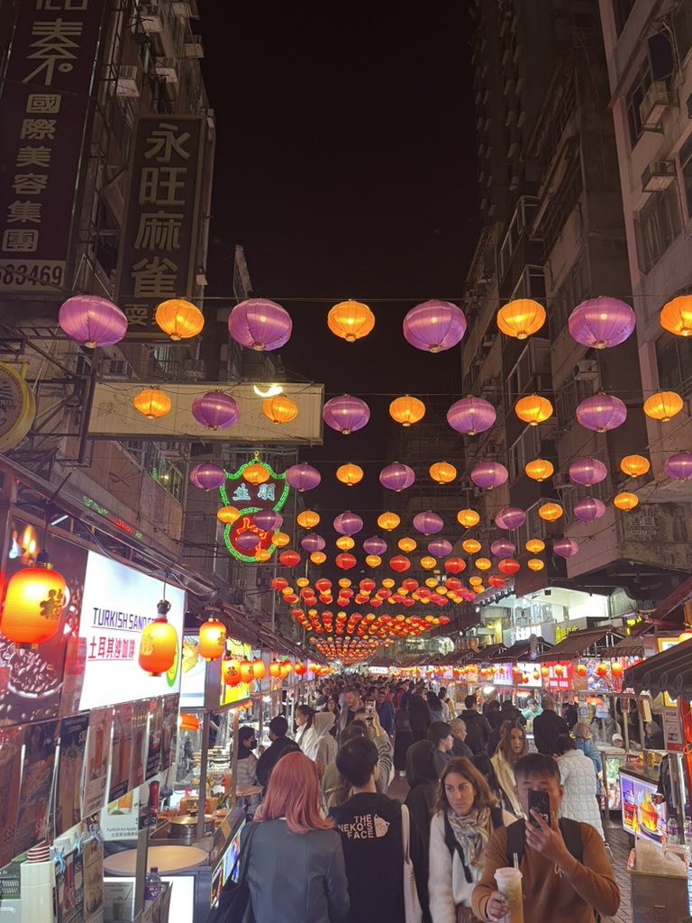 YOU0501's tweet photo. 25年ぶりの香港🇭🇰（とマカオ🇲🇴）を経て、今からベトナム🇻🇳編へ🥳

ハノイとダナン、はじめまして🫡 https://t.co/FLQaxHTp1e