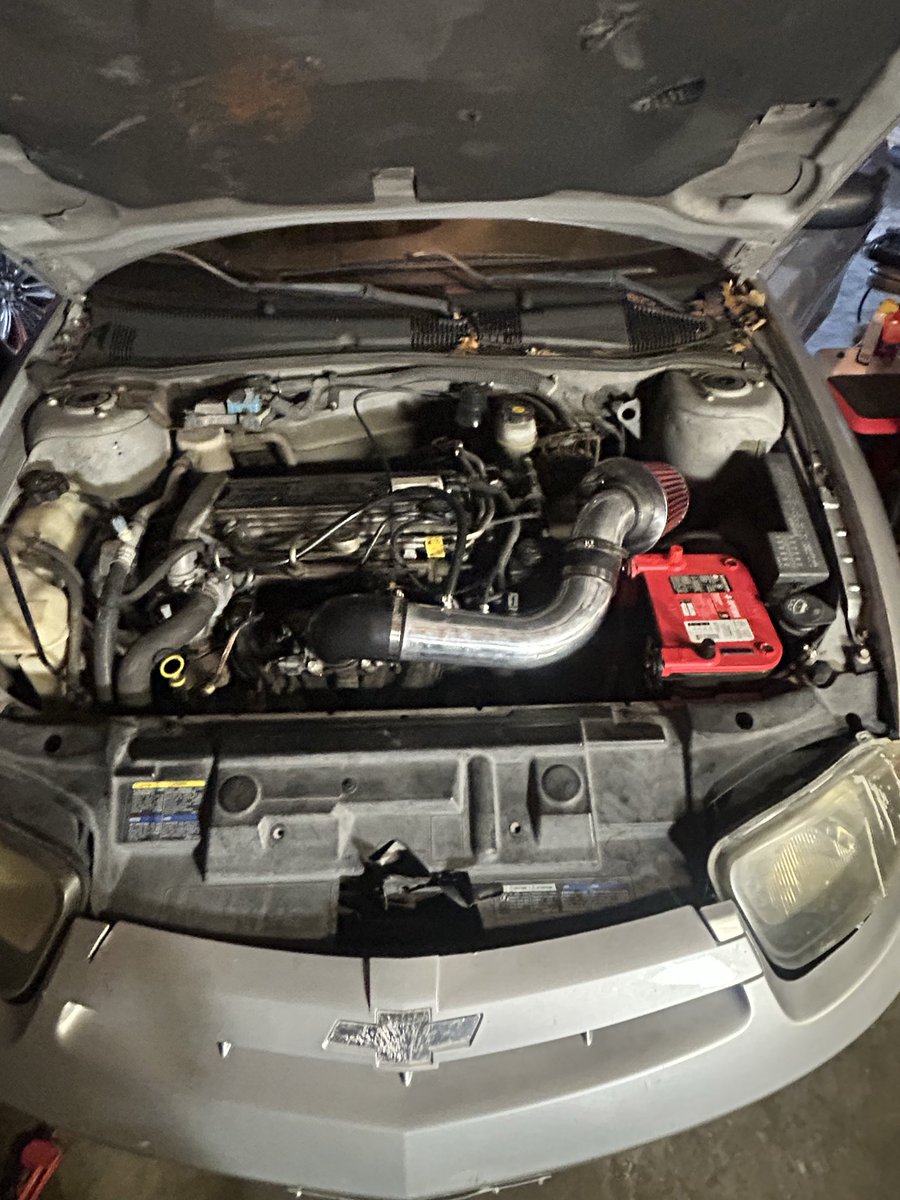 Luminb2000's tweet image. Fun under the hood.