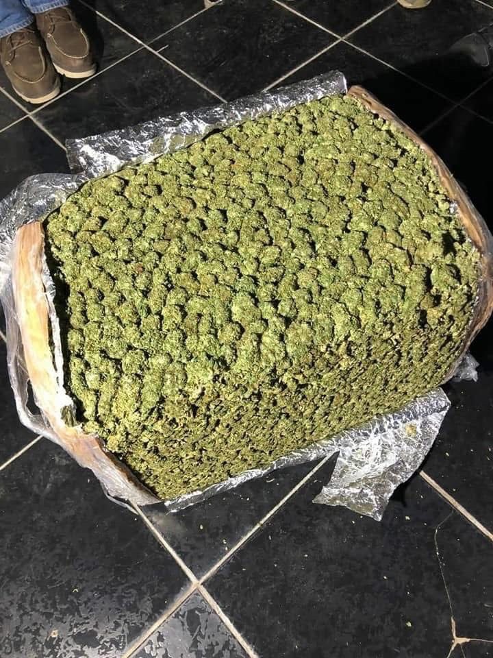 _StonersRUs_'s tweet photo. Solid brick 💪 https://t.co/NcBOirlBcl