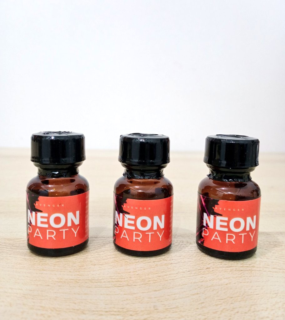 Alter Poppers tweet media