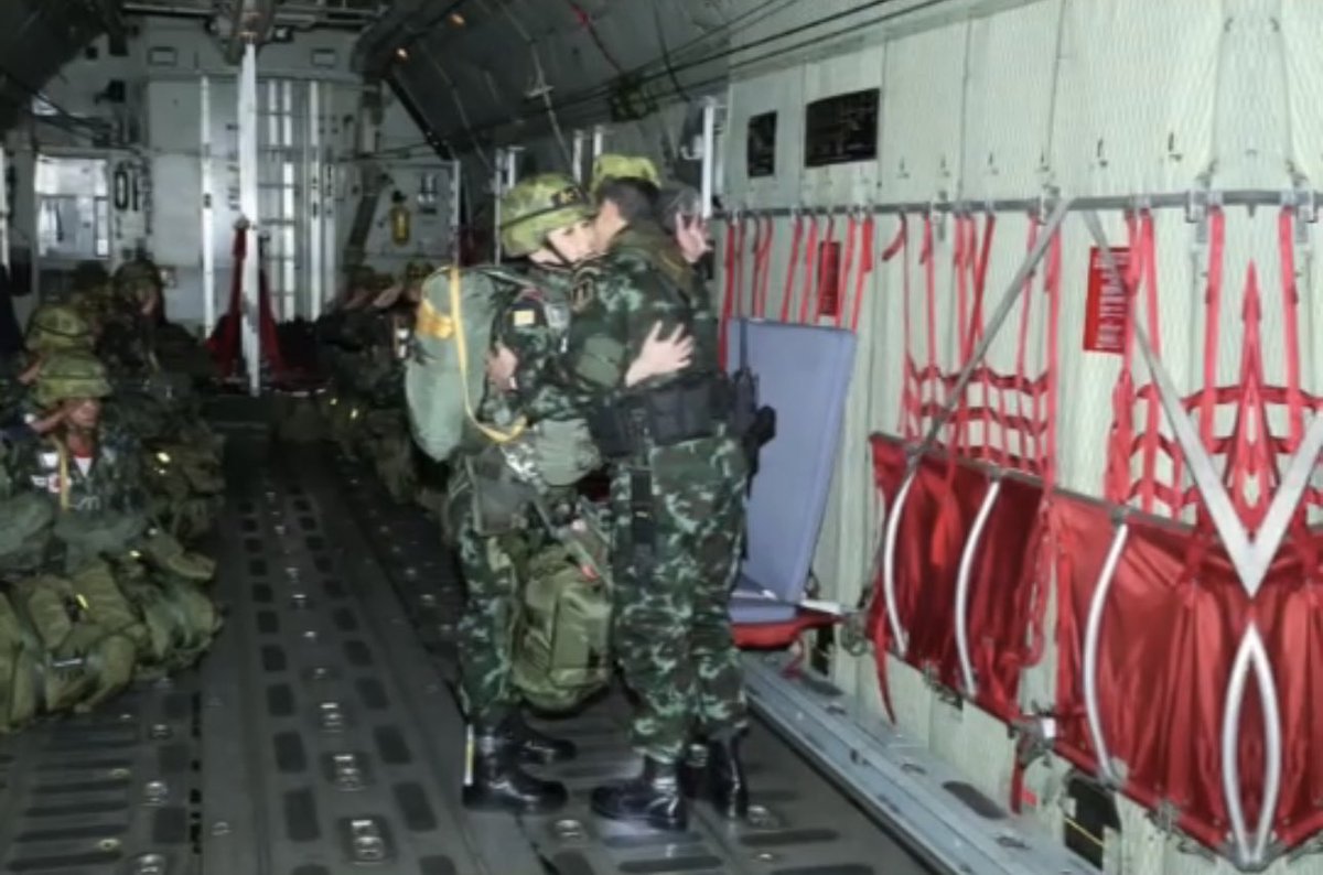 PingAng7822's tweet image. #พระโมเมนต์ 💛💜
#พระราชินีสุทิดา #苏提达王后 #QueenSuthida