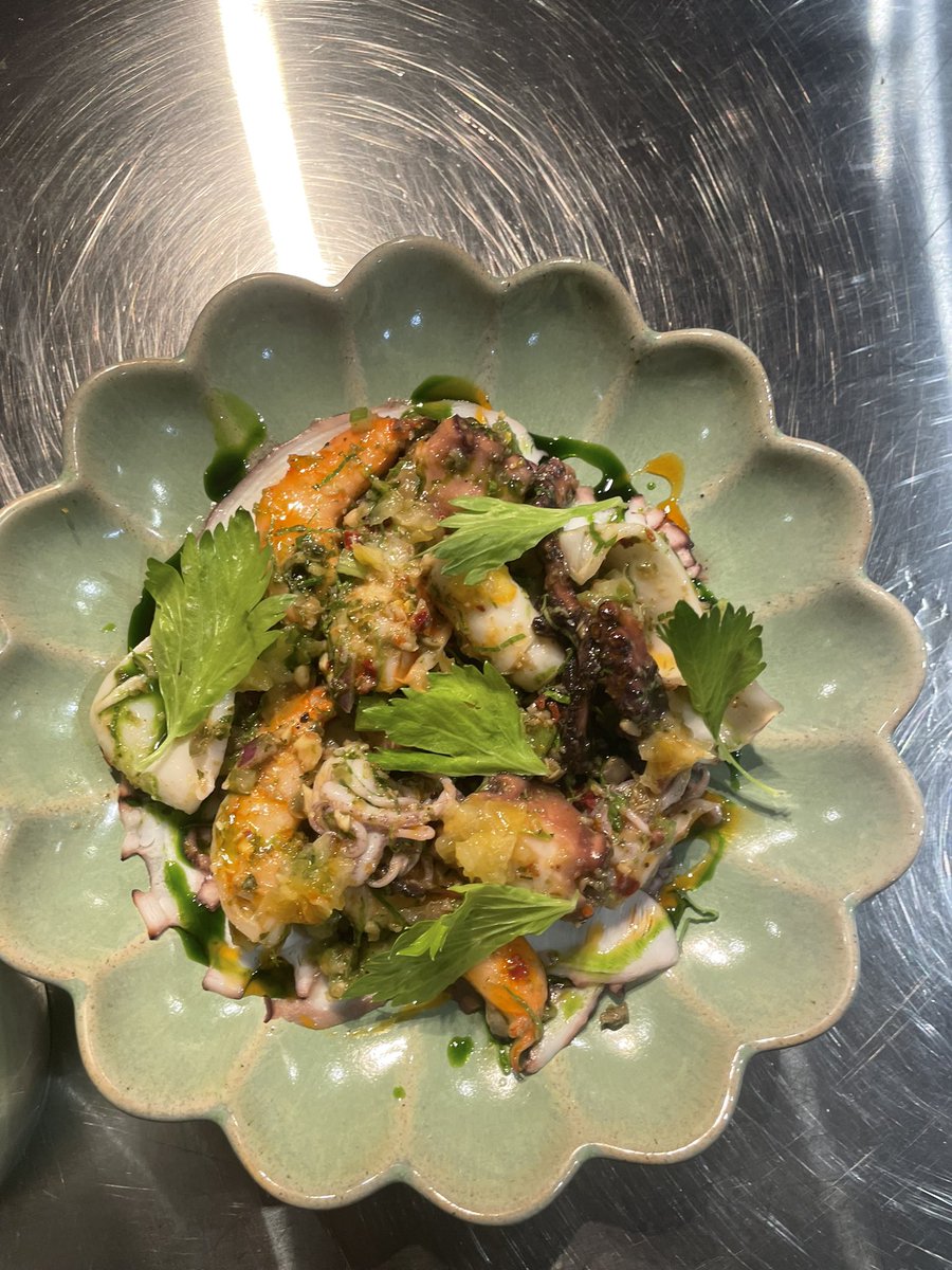 Haywood Jablomi ™ tweet media