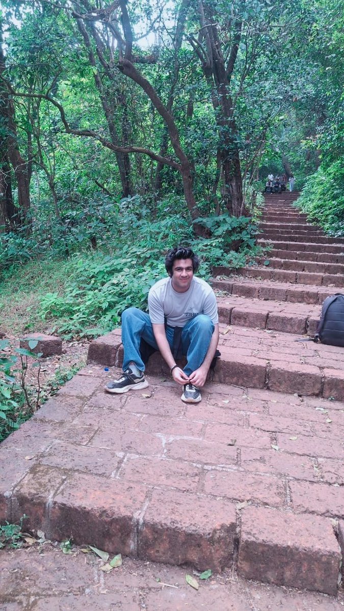RamanThukral2's tweet photo. #ramanthukral #iamramanthukral #iamramanthukralactor #matheran https://t.co/9KO9ZTQOSO