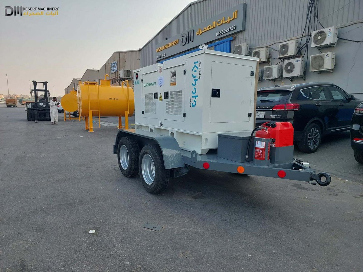 اليات الصحراء | Desert Machinery tweet media