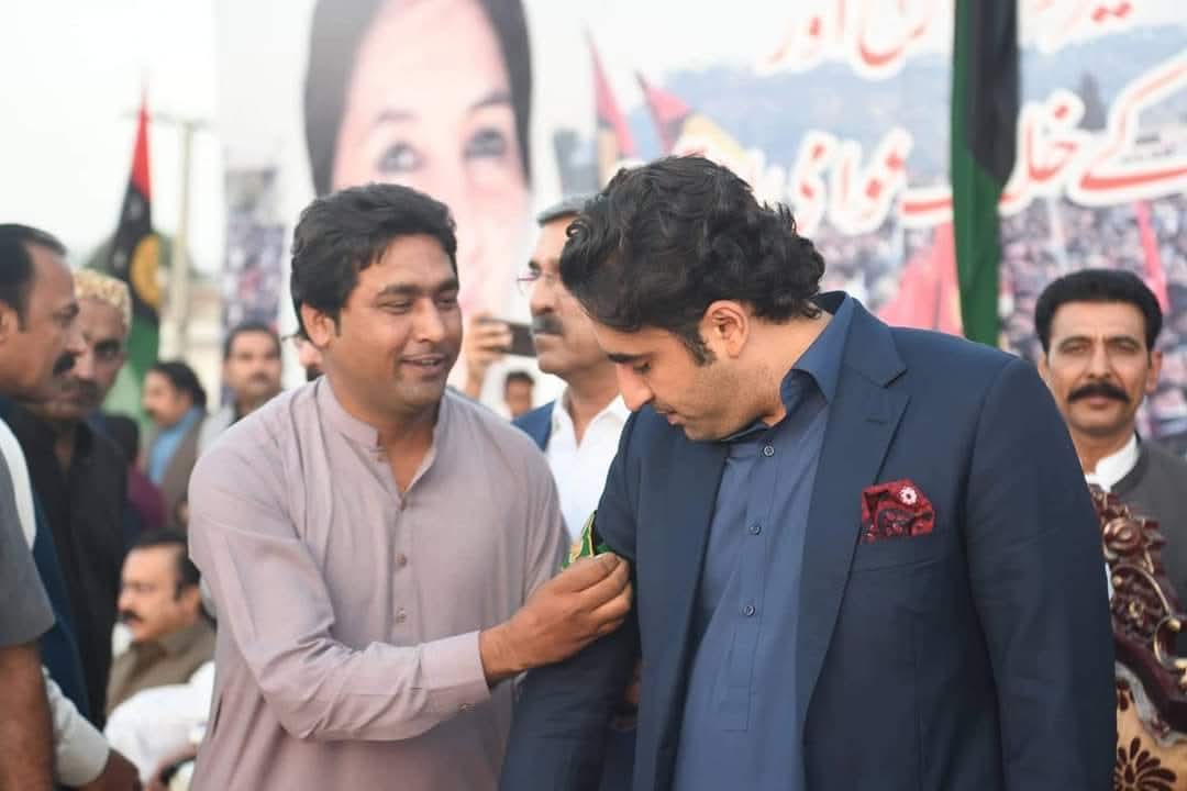 جنم دن مبارک چاچو اللہ تعالیٰ آپ کو ہمیشہ خوشیاں عطا فرمائے آمین 🎉🥳
<a href="/sahil_chandio1/">Sahil Chandio 🇵🇰</a>