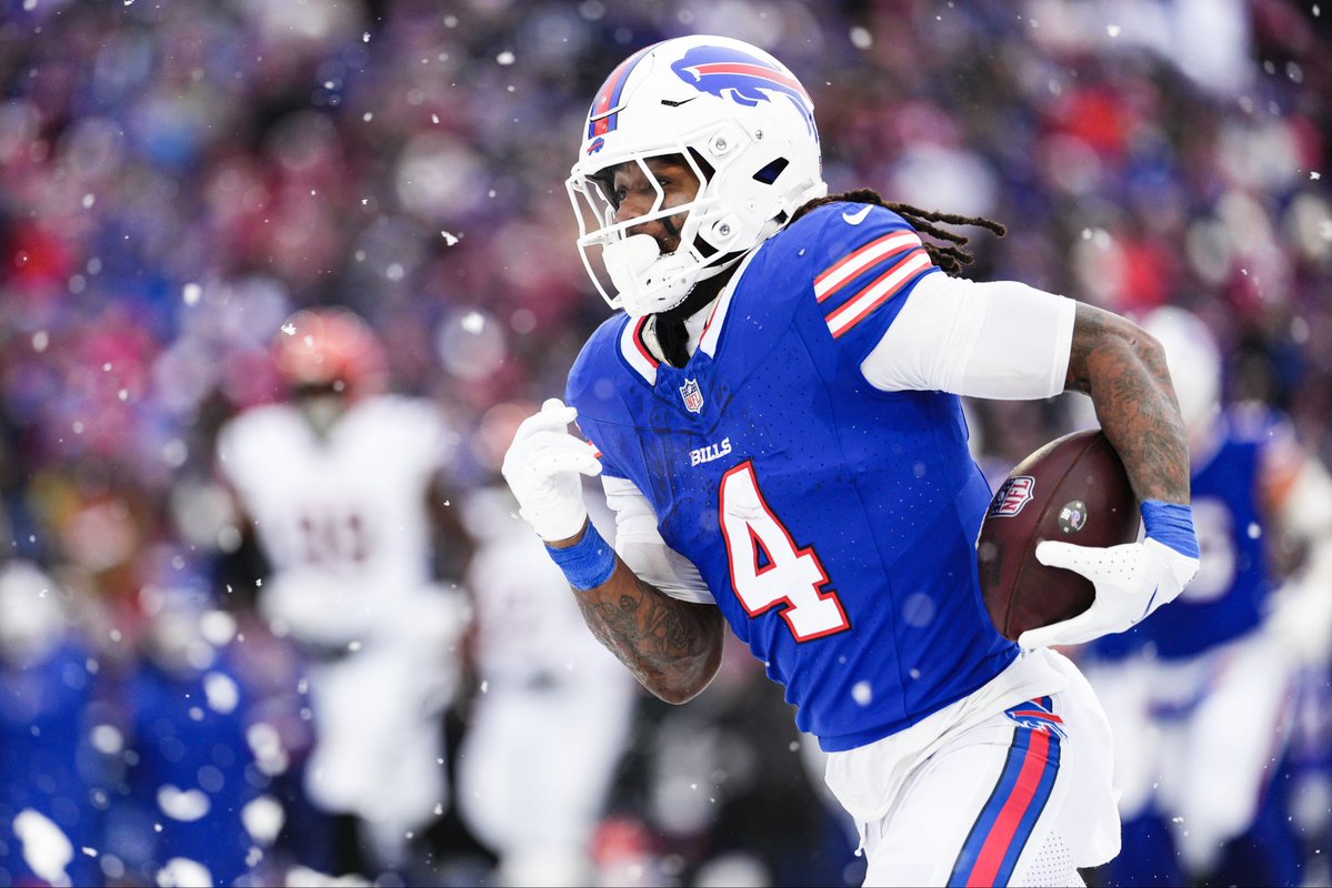 BuffaloBillsPR's tweet image. James Cook III finishes the 2025 season as the NFL’s leading rusher with 1,621 rushing yards. 

Cook is the first Bill to lead the NFL in rushing since O.J. Simpson in 1976.