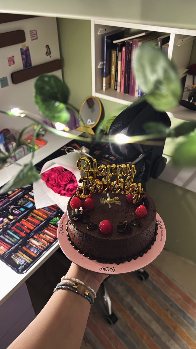0iimok's tweet photo. Today it’s my birthday🥳💗 https://t.co/DevVJD6Rg1
