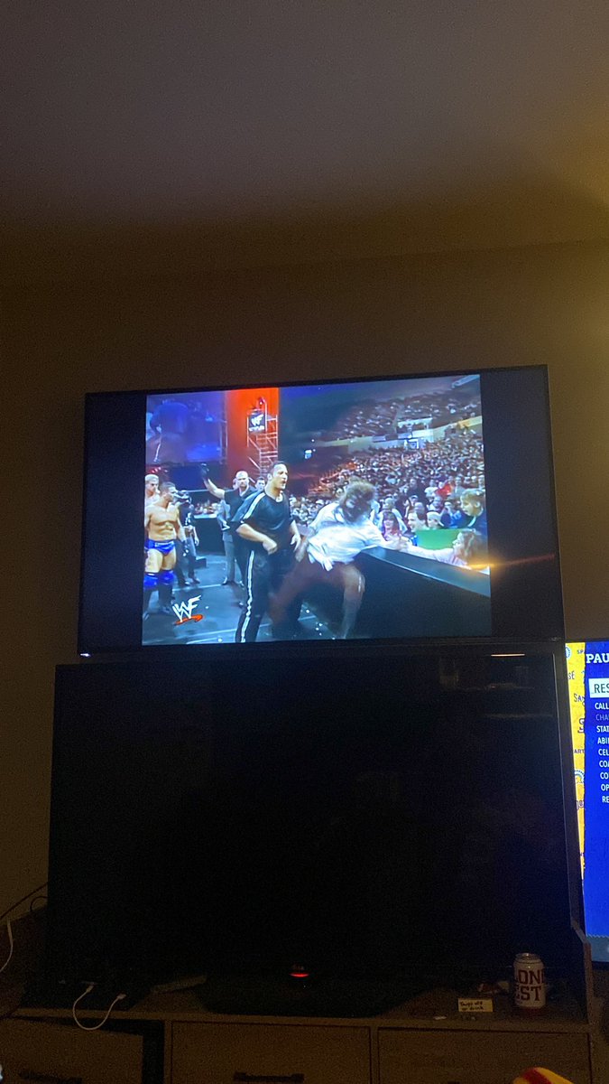 JoeWWalmart's tweet photo. I BET YOU AREN’T CELEBRATING THE 26TH ANNIVERSARY OF THE GREATEST CHAMPIONSHIP OF ALL TIME @DihhmarcusIII https://t.co/37o5lcaYwB