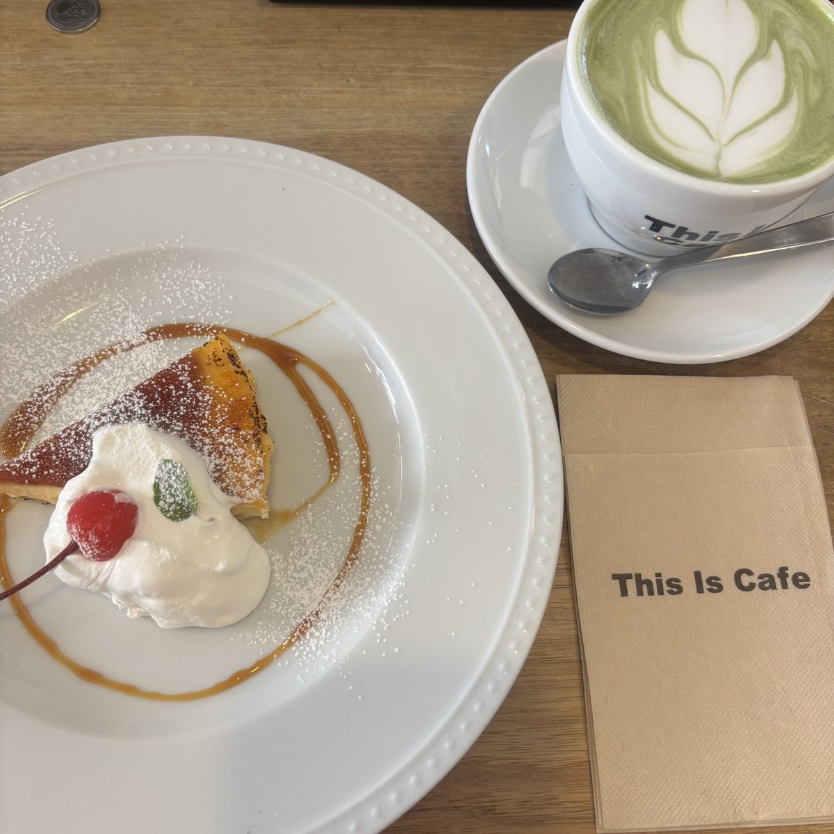 asai_sayo's tweet photo. カタラーナ絶品でした😋

#Thisiscafe https://t.co/6HFS8012HT