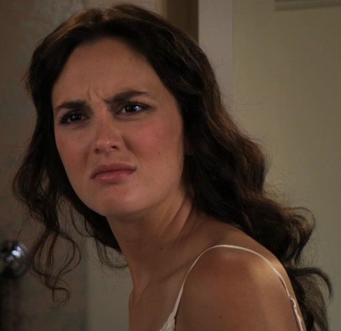 realiazed's tweet image. “money doesn't buy happiness”

me: