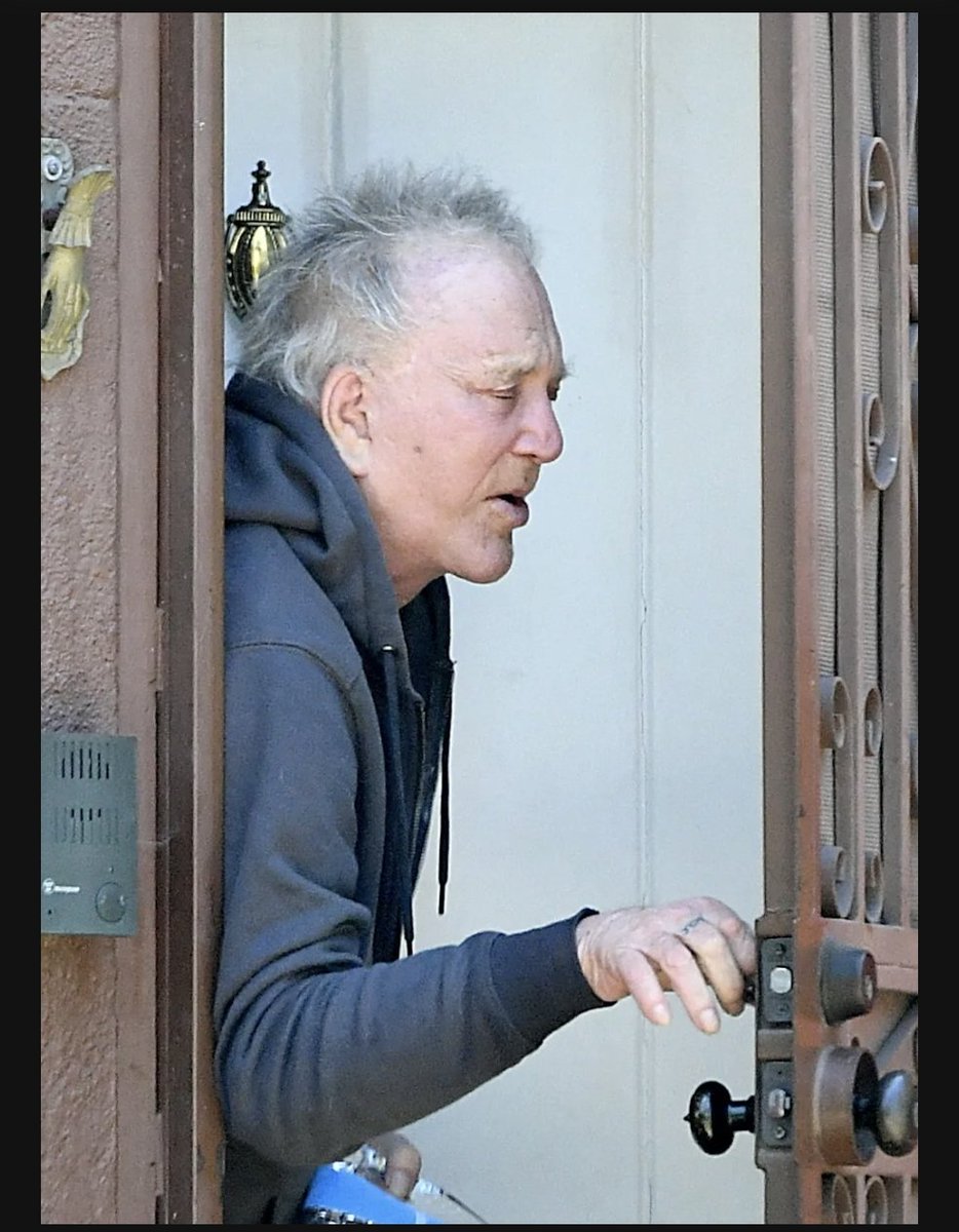 Hansebeere's tweet image. Ohje, ich hätte ihn so gar nicht erkannt