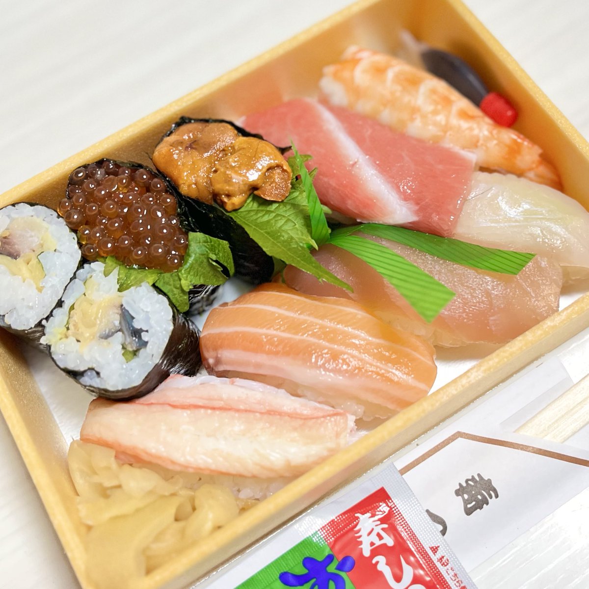 職場からいただいた新年お昼ごはん🐰🎍◝✩
ごちそうさまでした🙏🏻🤍
午後もがんばれそう❕✨