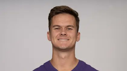 Pageturner20's tweet image. Tyler Loop in 10 years. 

THE LACES WERE OUT!!!!! 

#Tylerloop #SteelersRavens #Ravens