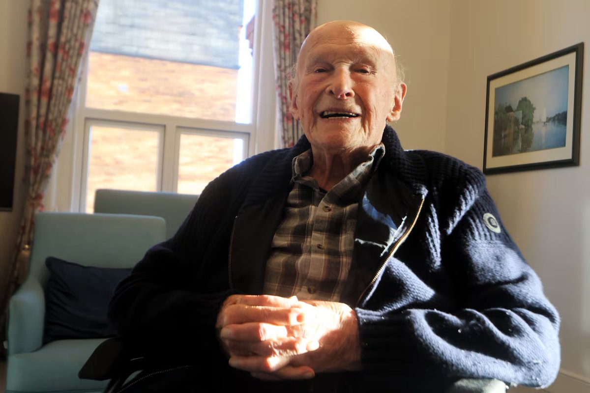 Ireland's oldest man — and Holocaust survivor — Josef "Joe" Veselsky has died at 107.

He saw his parents pushed into a cattle truck to be еxtеrminatеd. Later Joe joined the underground resistance.

He was also the captain of two national table tennis teams. Czechoslovakia and