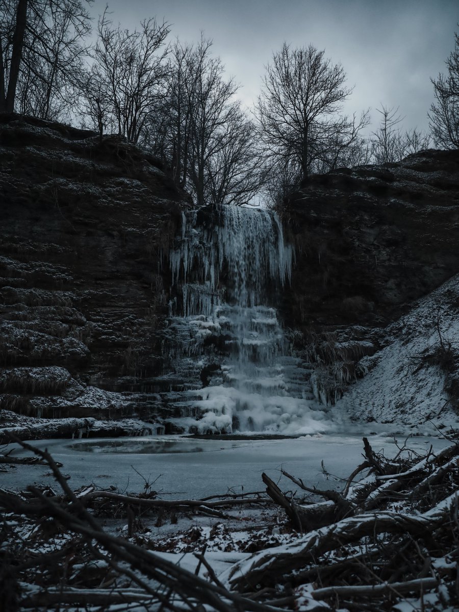 Falls of powdered sugar, laced with crystal.