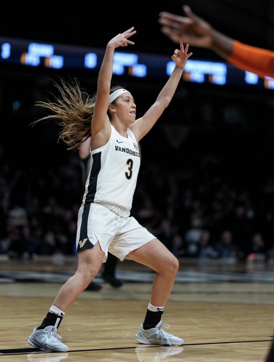 trendyhoopstars's tweet image. AUBREY GALVAN.

Just a freshman—but when the moment arrived, she never flinched.

With the game still up for grabs, Galvan buried the go-ahead three to push No. 12 Vanderbilt in front of No. 5 LSU, 60–58. On the very next sequence, she then came away with a steal that sparked a…