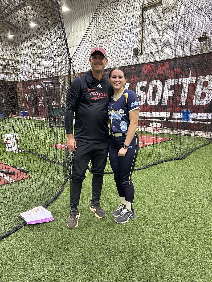KayLynn Coey 2027 - RHP/LHH tweet media