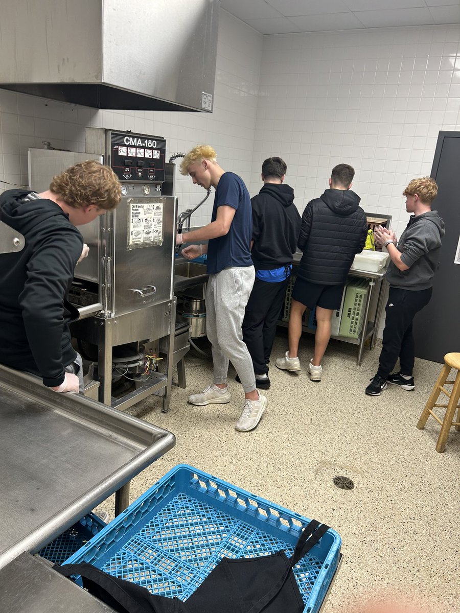 Lincoln East Baseball tweet media